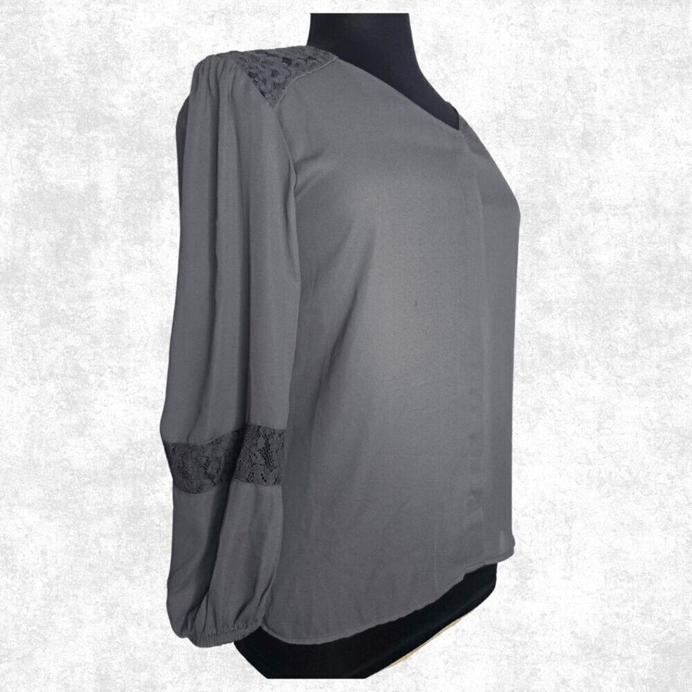 APT. 9 Gray Lace Detail Blouse – Size Large